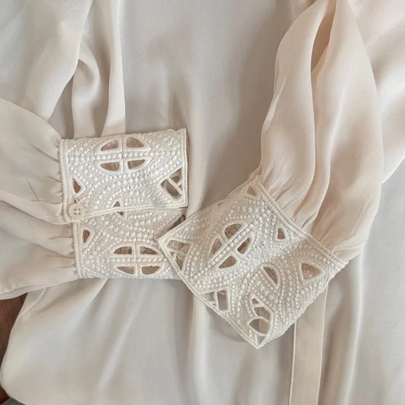 Joie Cream Lace Detail Blouse size small - Picture 4 of 5